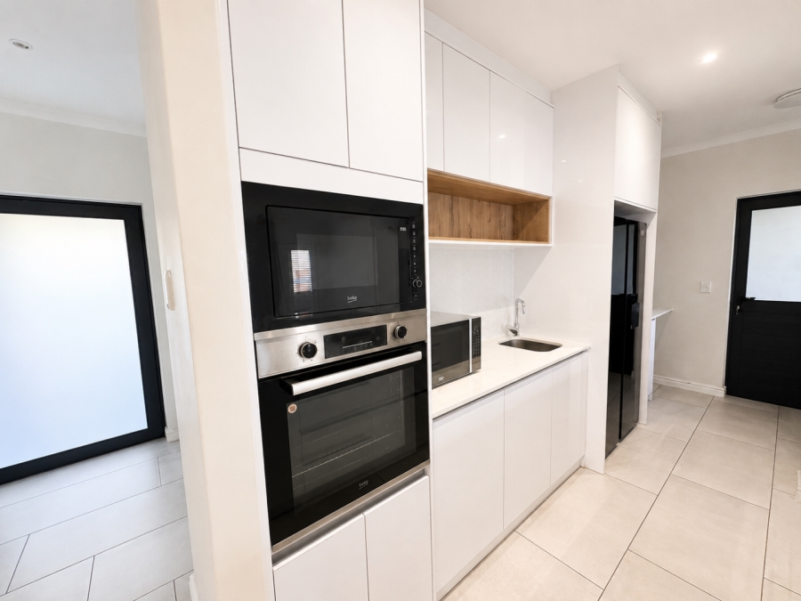 4 Bedroom Property for Sale in Sandown Western Cape